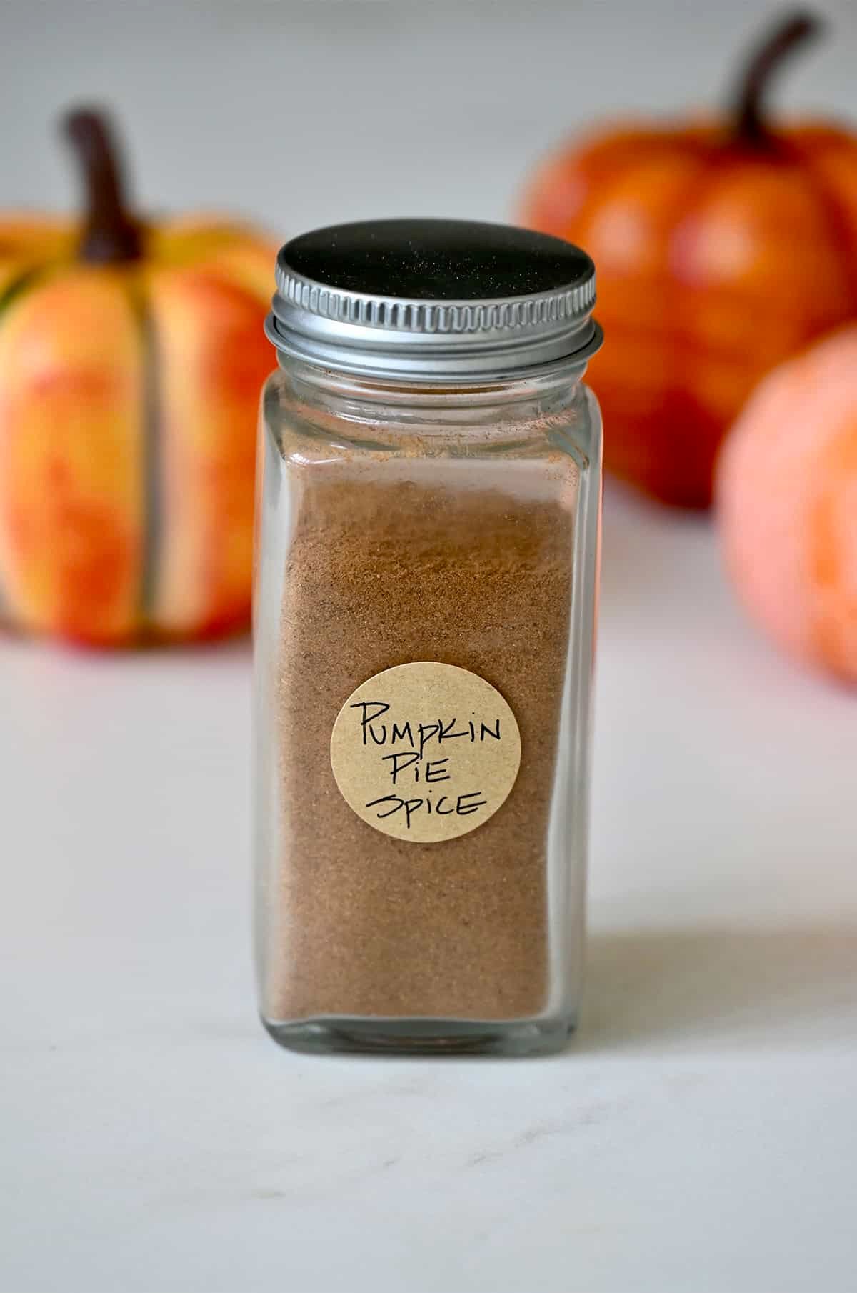 Craft Your Perfect Pumpkin Spice Blend: 5 Pantry Spices & Tips